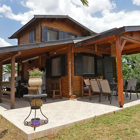 בית נופש Evdokia Country Maisonette - Halkidiki איוס מאמס